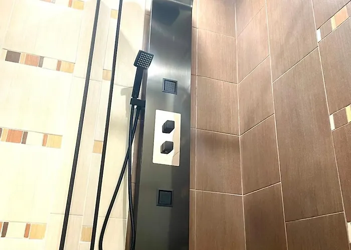 Lägenhet Two Modern In One Building By Si