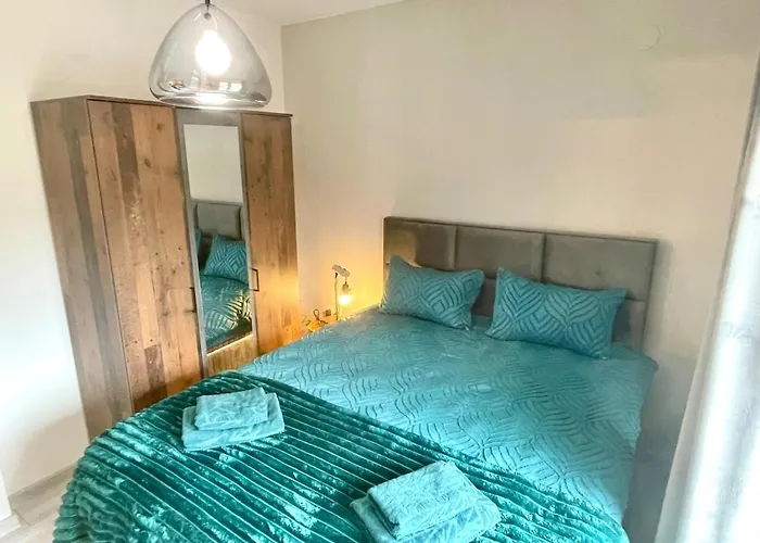 Two Modern In One Building By Si Bansko