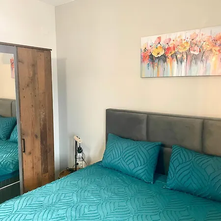 Appartamento Two Modern In One Building By Si