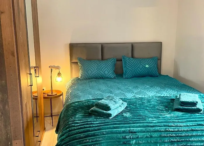 Two Modern In One Building By Si Bansko